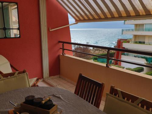 Charmant T2 climatisé avec loggia et cabine à Sète - FR-1-472A-267