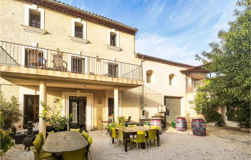 Lovely Home In Montblanc
