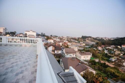 Balkón nebo terasa v ubytování Bình Dương Đà Lạt Hotel