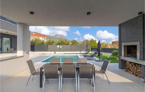 Gorgeous Home In Kastel Stari