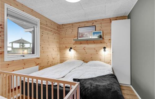 Krevet ili kreveti u jedinici u okviru objekta Cozy Home In Glesborg With Sauna