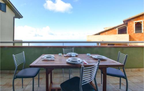 Awesome Apartment In Piraino With 2 Bedrooms