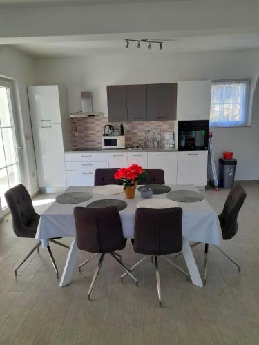 House Forest&Beach Relax