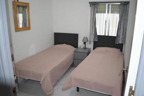 Torri apartments - 3 mins walk to beach photo 13