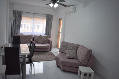 Torri apartments - 3 mins walk to beach photo 15