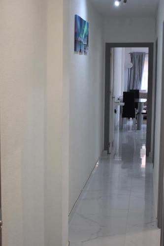 Torri apartments - 3 mins walk to beach photo 19