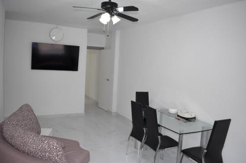 Torri apartments - 3 mins walk to beach photo 26