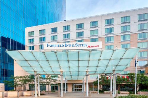Fairfield Inn Suites Indianapolis Downtown Image