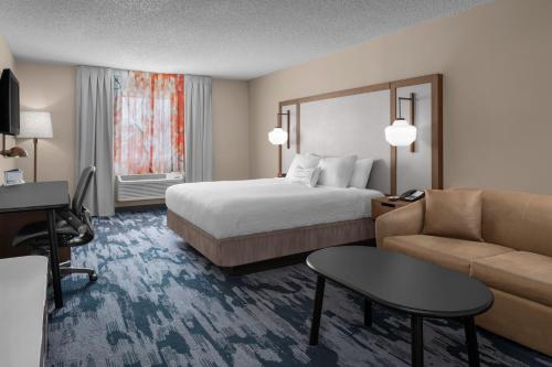 Postel nebo postele na pokoji v ubytování Fairfield Inn Kennewick