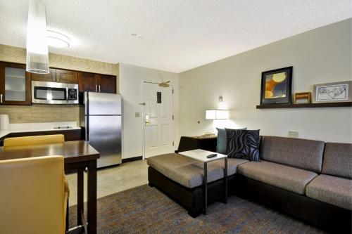 Residence Inn by Marriott Jacksonville Airport Image