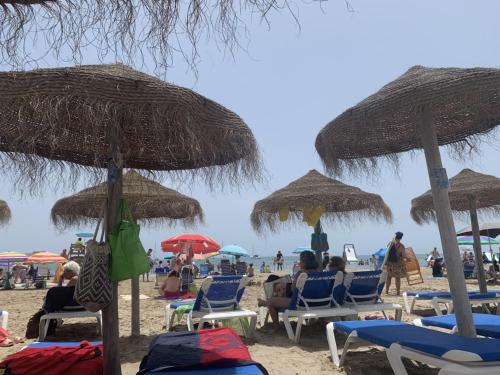 Torri apartments - 3 mins walk to beach photo 10