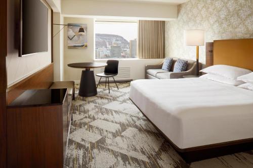 Le Centre Sheraton Montreal Hotel Image