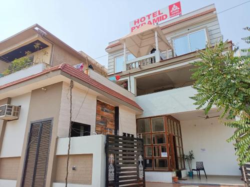 Hotel Pyramid – Photos 5
