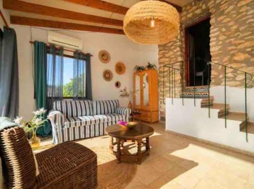 Χώρος καθιστικού στο Private house ' Estufa' with a beautiful view