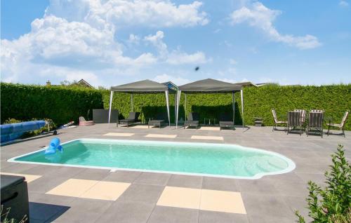 Amazing home in Zeewolde with 4 Bedrooms, WiFi and Outdoor swimming pool
