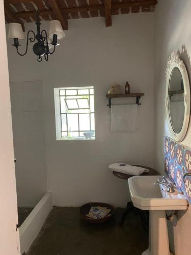 Ένα μπάνιο στο Casa La Raquelita