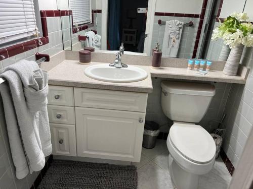 Tropical Oaks New Listing – Photos 3