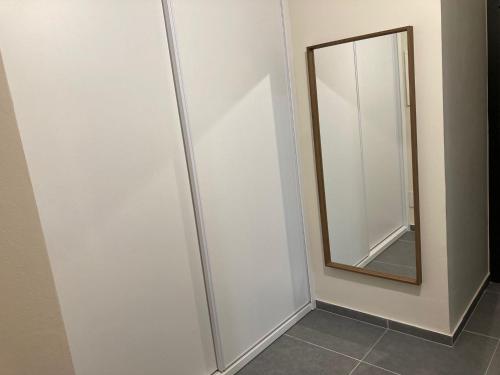 Gambar di galeri bagi Midrahov Luxury Apartment di Zikhron Ya‘akov