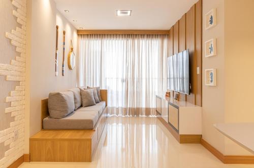 Kalug - VISTA MAR, dois quartos CASAL, suíte com SMART TV, academia e WI-FI 350mbps na Praia dos Milionários