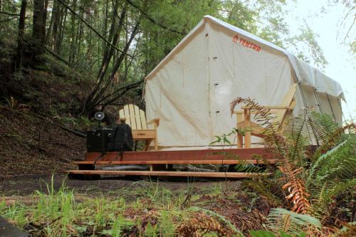 Tentrr Signature Site - Beside Quiet Waters
