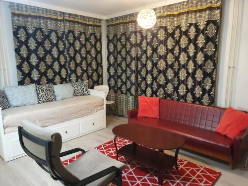 Oleskelutila majoituspaikassa Lovely Two Room Apartment in Helsinki