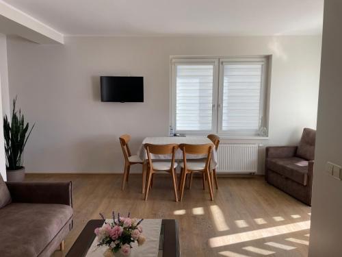 Ados apartamentai