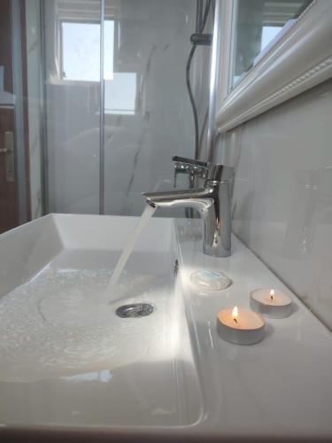 Φωτογραφία από το άλμπουμ του Apartments Laus σε Zavalatica