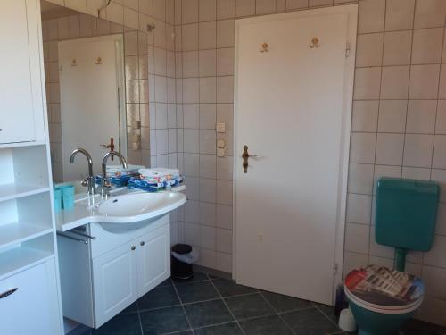 Koupelna v ubytování Thüringer Zimmer
