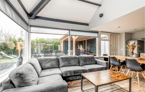 Khu vực ghế ngồi tại Oud Kempen Bungalow 95