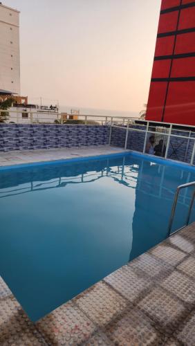 Πισίνα στο ή κοντά στο Sunset Bay Hotel