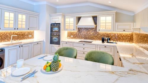 Dapur atau dapur kecil di Dekalb Hotel