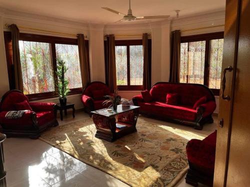 Χώρος καθιστικού στο The White Oasis Family Villa