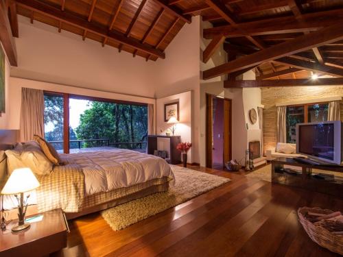 Una cama o camas en una habitación de Kuriuwa Hotel