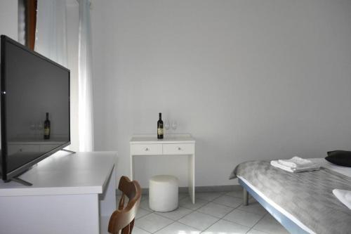 Apartment in Dugi Rat with sea view, balcony, air conditioning, WiFi 5132-4