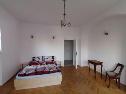 En eller flere senge i et værelse på Central appartment - heart of Bucharest - sector 1 - new renovated - open space