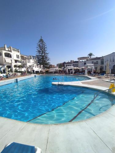 Pueblo Evita Benalmadena appartement près de la plage avec piscine