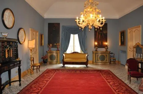 Donna Guia suite photo 1