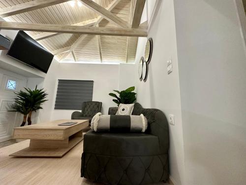 Gallery image of WoodHome in Kalamitsi