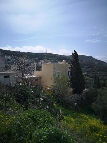 a view of a city from a hill at Casa Opuntia in Pappayiannádhes