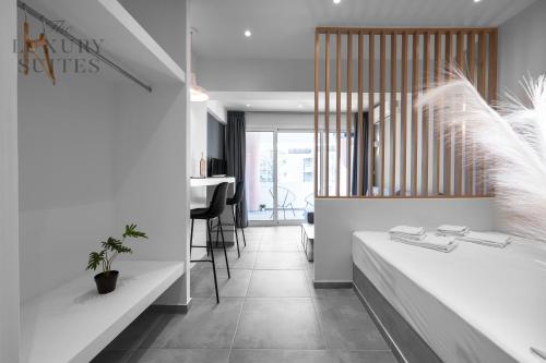 Horizon Apartments, The Luxury Suites