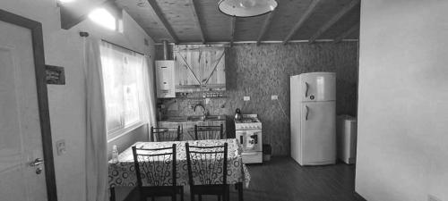 Una cocina o kitchenette en Casa 2/4 pax Río Grande Tierra del Fuego