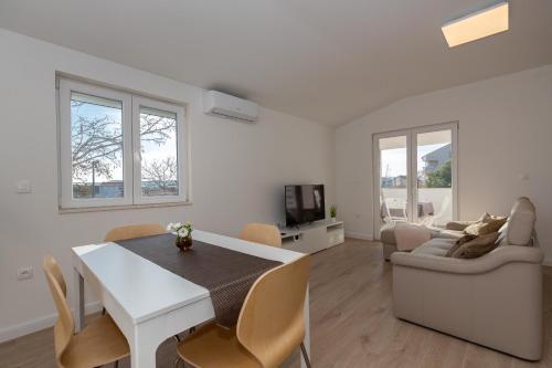 Apartments Ana