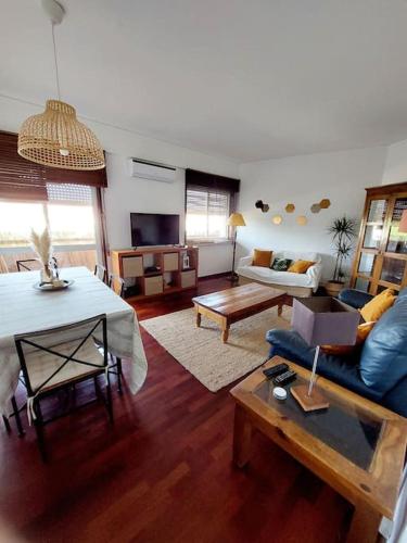 Charming Avenue Apartment
