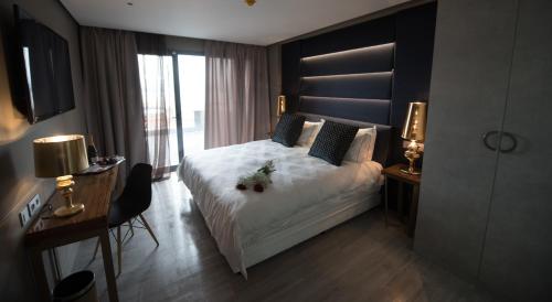 Cama o camas de una habitación en Hotel Art Santander - Adults Only