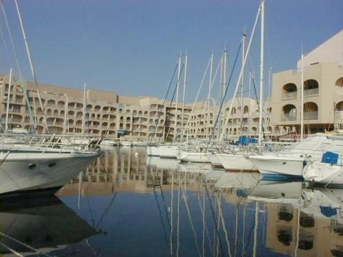 Studio à Hyères Port avec loggia et parking