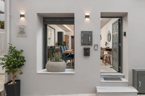 2 bd downtown home with private parking 400 meters walk to the beach photo 2