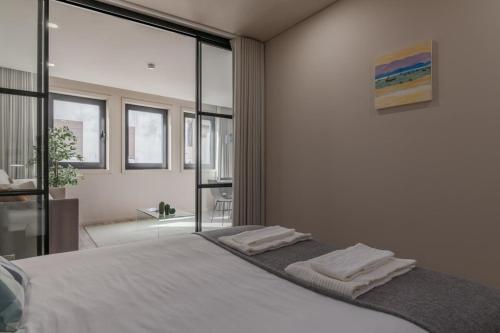 City Luxury Apartment, Downtown Porto near Metro