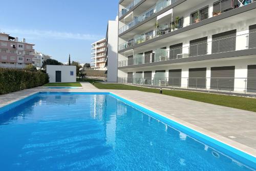 T1 Monte Residence by amcf
