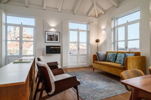 Victoria Luxury Apartment, Historic House Downtown