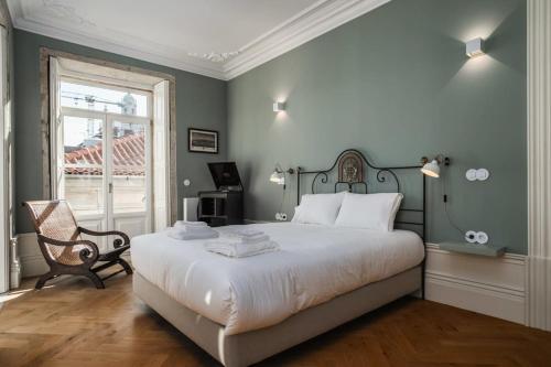 Victoria Luxury Apartment, Historic House Downtown